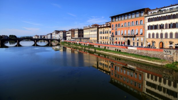 Arno'da yansımalar