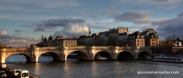 Seine Nehri, Paris